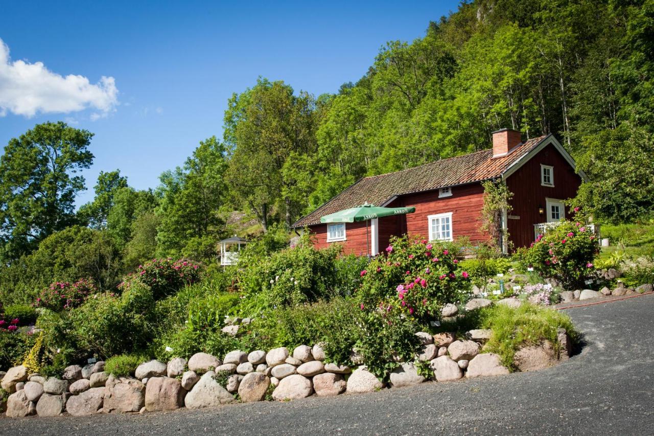 Brunstorpsgard Braenneriet Villa ฮุสค์วาร์นา ภายนอก รูปภาพ