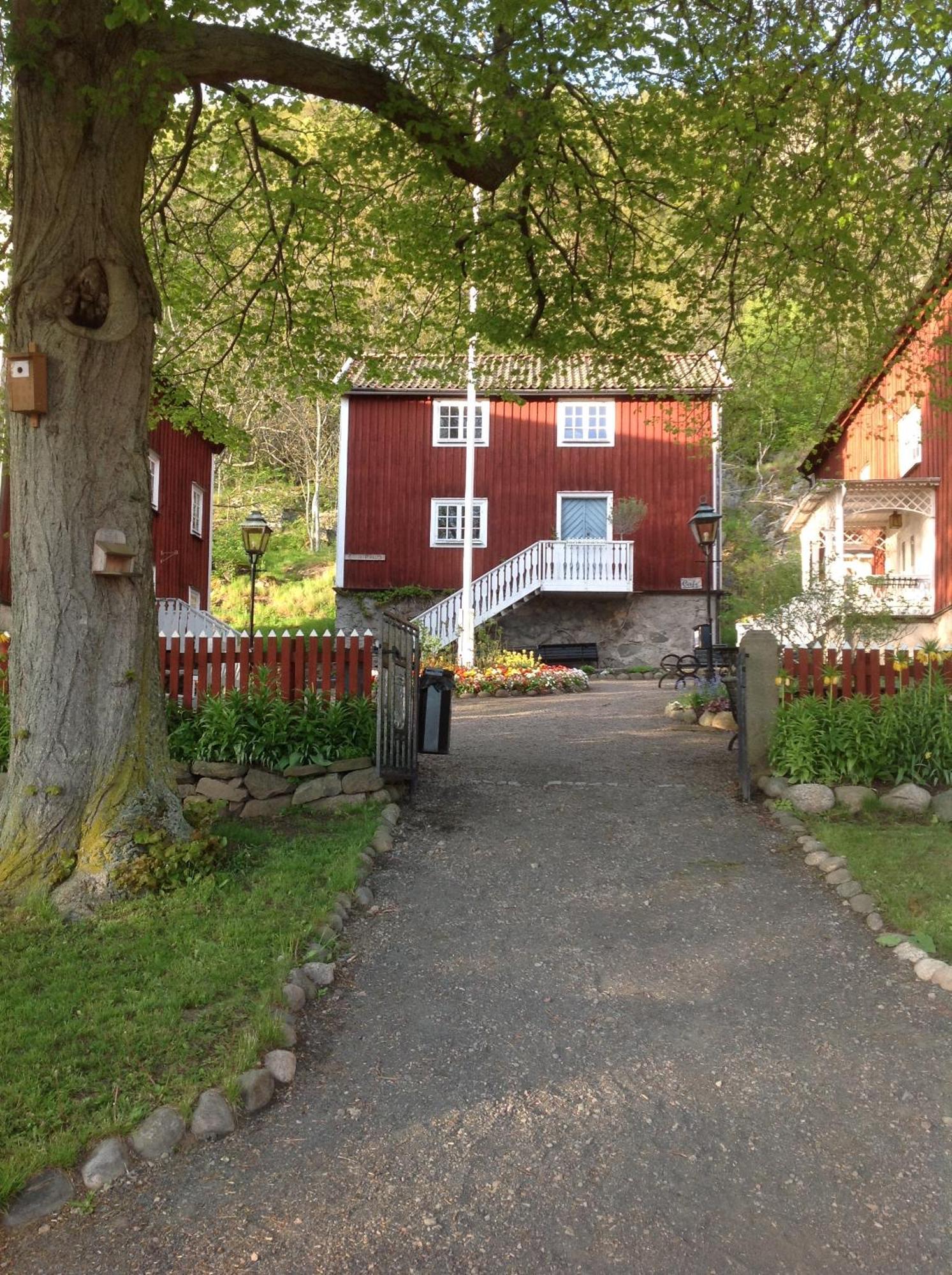Brunstorpsgard Braenneriet Villa ฮุสค์วาร์นา ภายนอก รูปภาพ