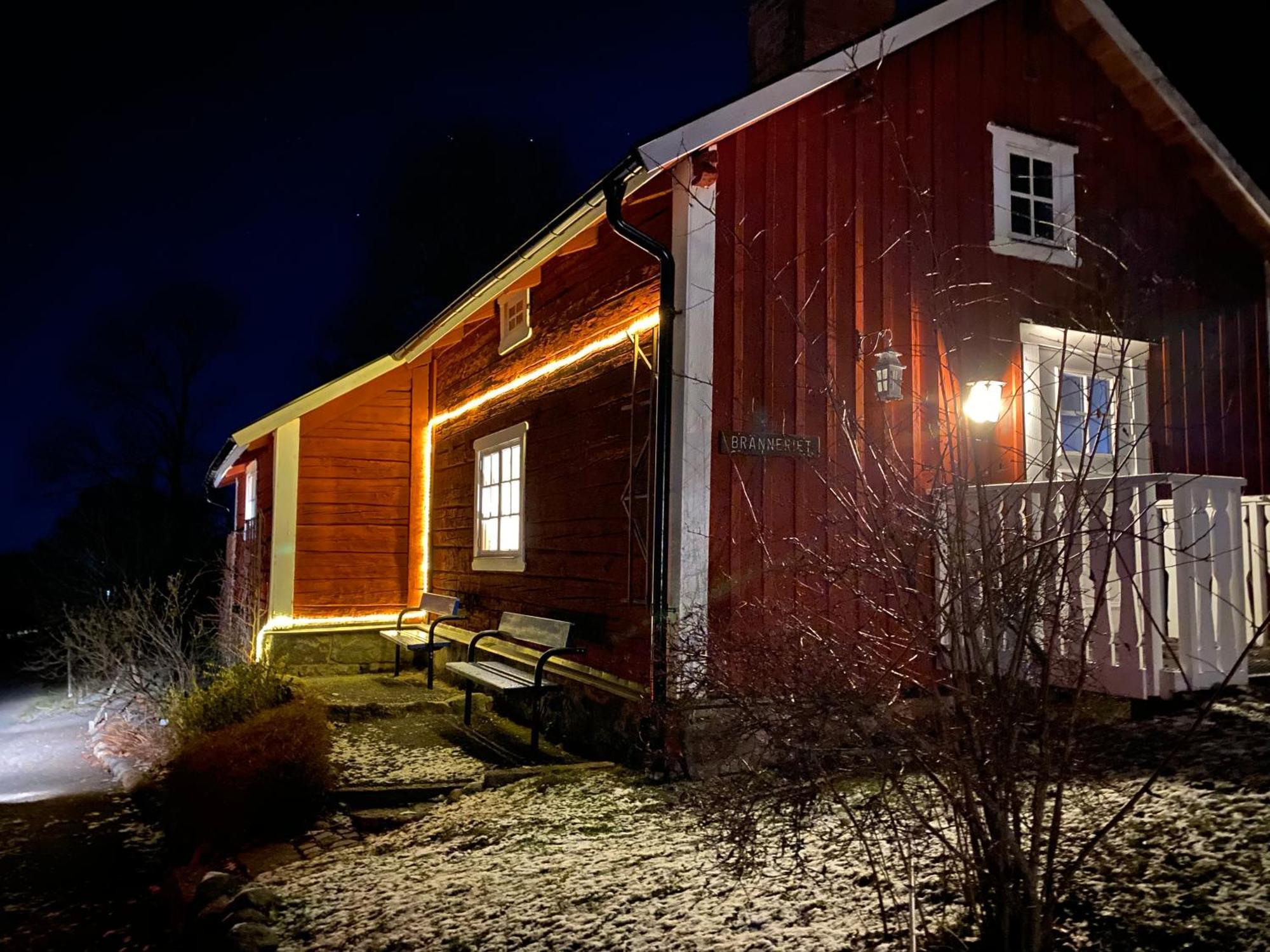 Brunstorpsgard Braenneriet Villa ฮุสค์วาร์นา ภายนอก รูปภาพ